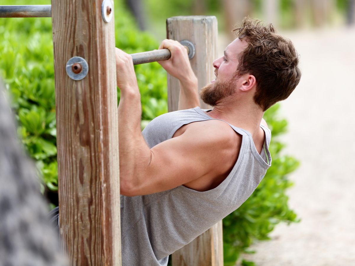 back and bicep dumbbell workout