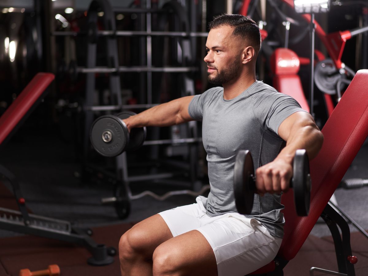 do shoulder presses work side delts